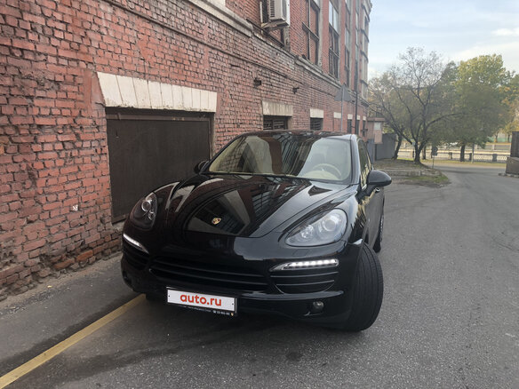 2011 Porsche Cayenne Diesel II (958), чёрный - вид 1