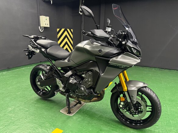 2022 Yamaha MT-09 Tracer (FJ-09), серый, 1325000 рублей - вид 15