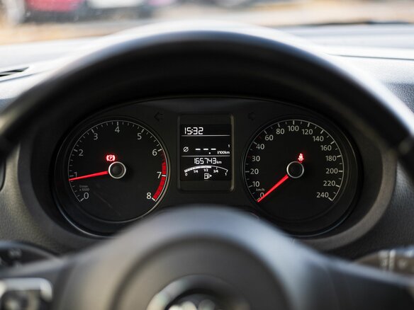 2014 Volkswagen Polo V, синий, 720000 рублей - вид 4