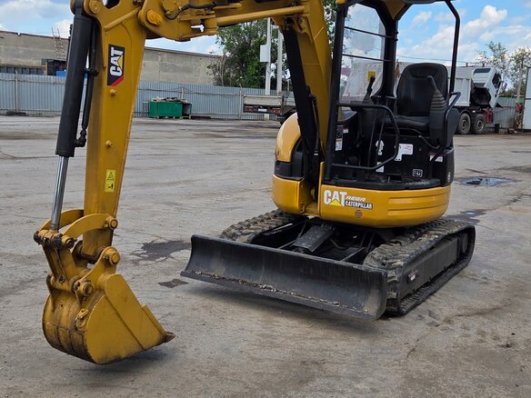 2010 Caterpillar 303SR, жёлтый, 1780000 рублей - вид 10