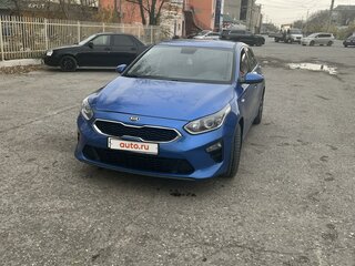 2018 Kia Ceed III, синий, 1850000 рублей, вид 1