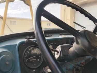 1990 ЗИЛ КС-2561К, жёлтый, 480000 рублей - вид 4