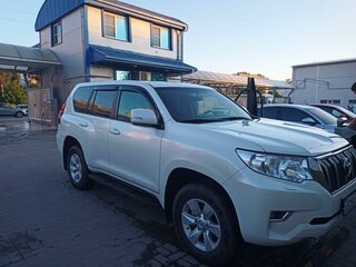 2020 Toyota Land Cruiser Prado 150 Series Рестайлинг 2, белый, 4100000 рублей, вид 5