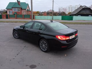 2018 BMW 5 серии 530d VII (G30/G31/G38), чёрный, 3267376 рублей, вид 4