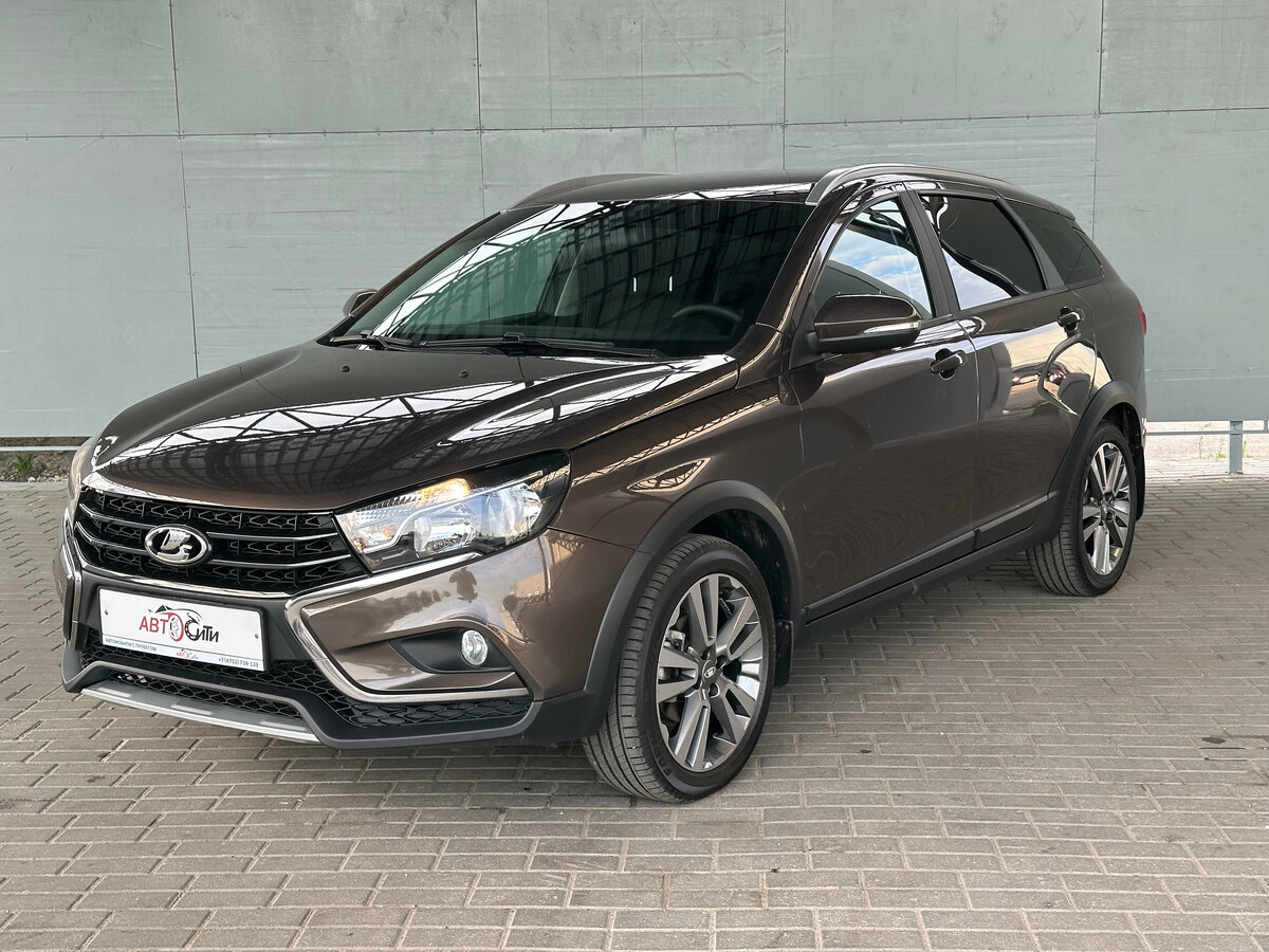 Открыть фотографии: Lada (ВАЗ) Vesta I
