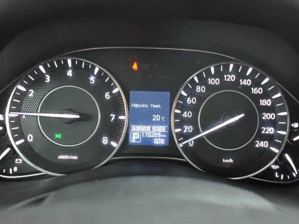 2013 Nissan Patrol VI (Y62), чёрный, 2600000 рублей - вид 15