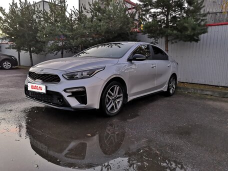 2021 Kia Cerato IV, серебристый, 1600000 рублей, вид 1