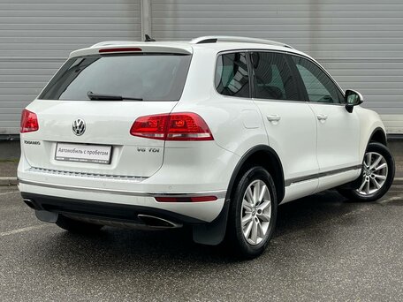 2016 Volkswagen Touareg II Рестайлинг, белый, 2249000 рублей, вид 5