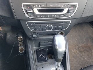 2010 Renault Fluence I, коричневый, 680000 рублей, вид 5