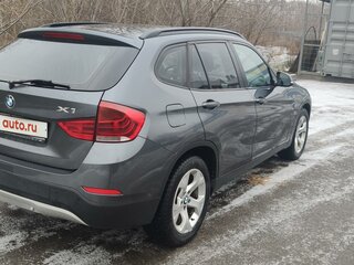 2013 BMW X1 20i I (E84) Рестайлинг, серый, 1350000 рублей, вид 4