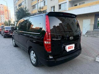 2013 Hyundai Grand Starex I, чёрный, 1750000 рублей, вид 5