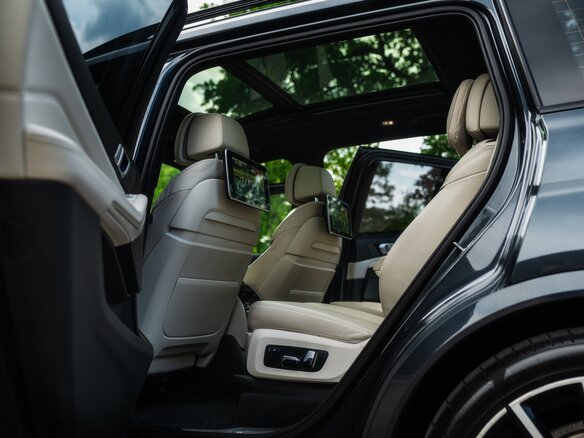2019 BMW X7 30d I (G07), серый, 6999999 рублей - вид 31