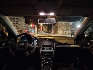 2012 Skoda Octavia II (A5) Рестайлинг, чёрный, 1150000 рублей, вид 5