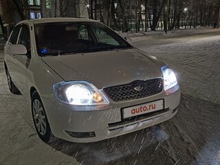 2000 Toyota Corolla IX (E120, E130), белый, 540000 рублей, вид 1