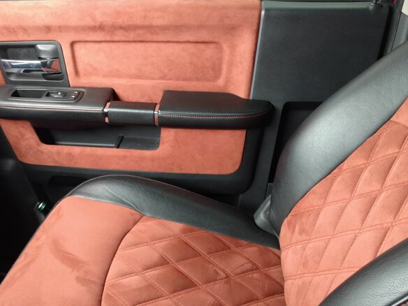 2010 Dodge RAM IV (DS/DJ), пурпурный - вид 2