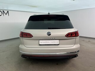 2022 Volkswagen Touareg III, бежевый, 6550000 рублей, вид 4