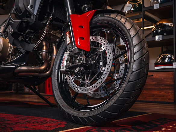 2026 Ducati Multistrada V4, красный, 3090000 рублей - вид 7
