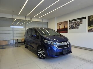 2017 Honda Freed II, синий, 1350000 рублей, вид 3