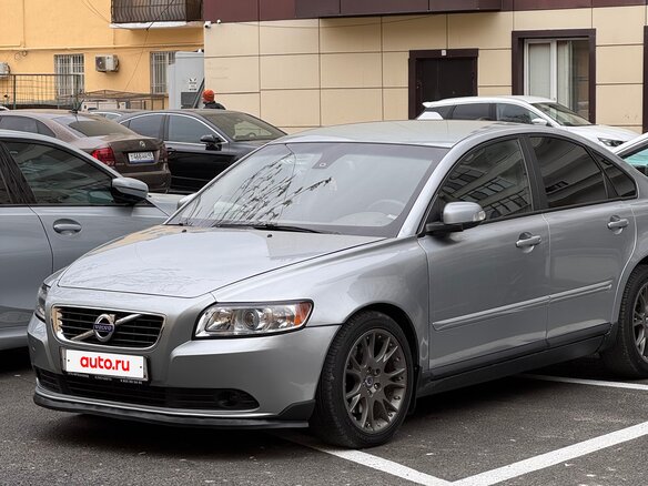 2008 Volvo S40 II Рестайлинг, серебристый, 600000 рублей