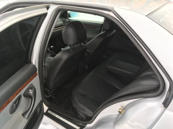 2001 Peugeot 406 I Рестайлинг, серебристый - вид 8