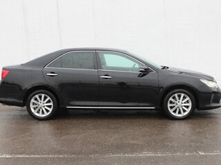 2014 Toyota Camry VII (XV50), чёрный, 1360000 рублей, вид 4