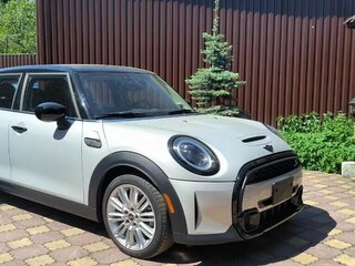 2022 Mini Hatch Cooper S III (F55/F56) Рестайлинг 2, серый, 3400000 рублей, вид 1