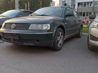 1999 Volkswagen Passat B5, зелёный, 330000 рублей, вид 1