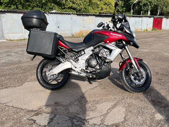 2011 Kawasaki Versys 650, красный, 444000 рублей - вид 9