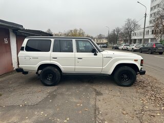 1985 Toyota Land Cruiser 60 Series, белый, 2100000 рублей, вид 2