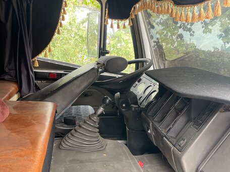 1995 Mercedes-Benz 1824, белый, 2000000 рублей, вид 4