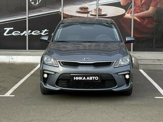 2018 Kia Rio IV, серый, 990000 рублей, вид 2