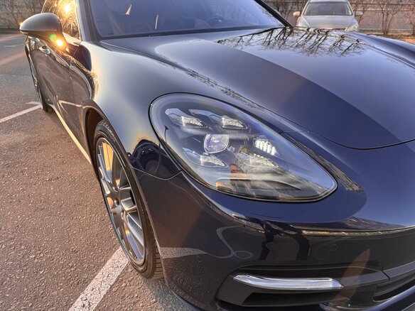 2019 Porsche Panamera 4 Sport Turismo II, синий, 7100000 рублей - вид 21