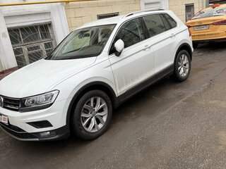2020 Volkswagen Tiguan II, белый, 3300000 рублей, вид 1