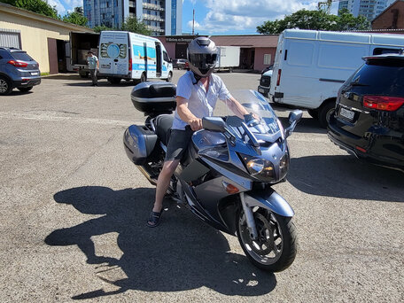 2006 Yamaha FJR1300, серебристый, 710000 рублей, вид 4
