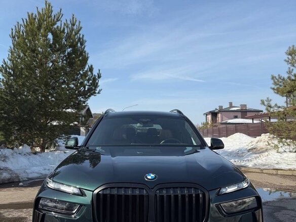 2025 BMW X7 40d I (G07) Рестайлинг, зелёный, 17500000 рублей - вид 8