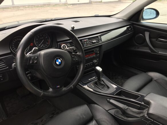 2008 BMW 3 серии 335i V (E90/E91/E92/E93), чёрный - вид 3