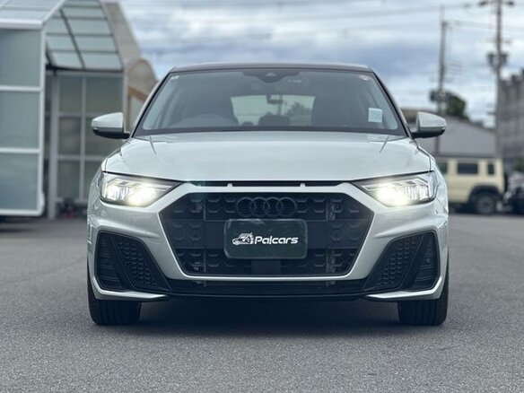 2025 Audi A1 citycarver II (GB), серебристый, 1400000 рублей - вид 1