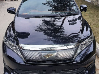 2019 Toyota Harrier III (XU60) Рестайлинг, чёрный, 3000000 рублей, вид 2