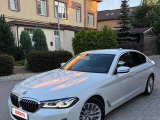 2021 BMW 5 серии 530d VII (G30/G31/G38) Рестайлинг, белый, 5150000 рублей, вид 1
