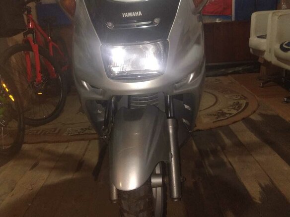 1998 Yamaha Majesty 250, серебристый, 140000 рублей - вид 2