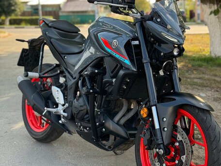 2021 Yamaha MT-03, серый, 630000 рублей, вид 4