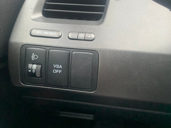 2008 Honda Civic VIII, красный, 500000 рублей - вид 19