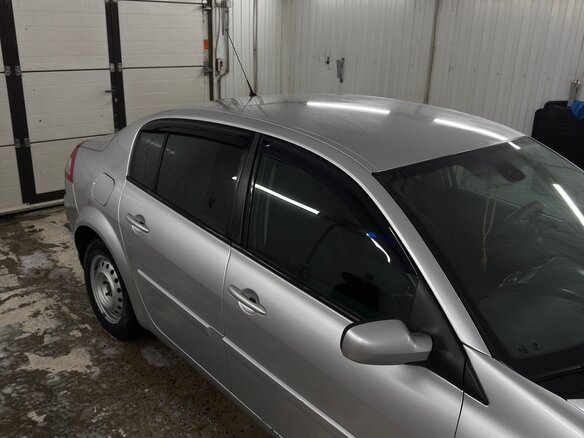 2007 Renault Megane II Рестайлинг, серый, 630000 рублей - вид 3