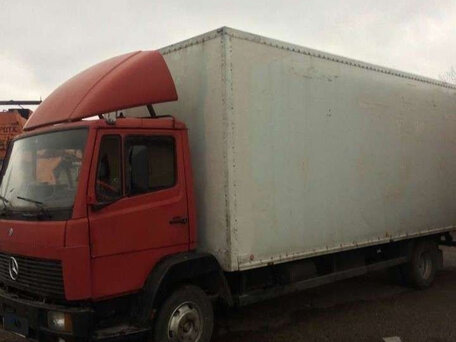 1988 Mercedes-Benz 814, красный, 650000 рублей, вид 1