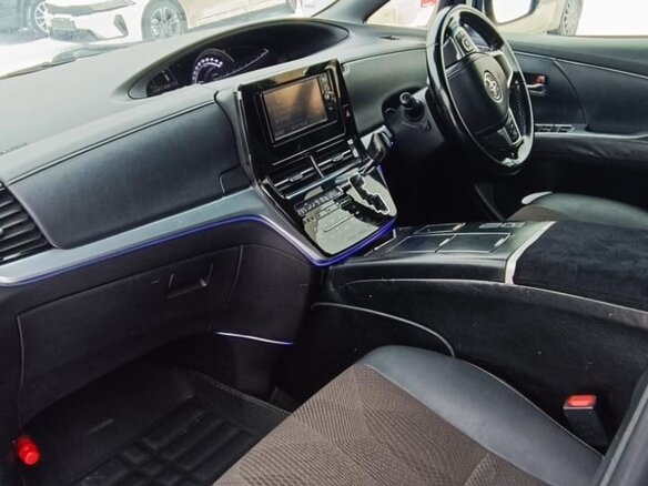 2016 Toyota Estima III Рестайлинг 3, серый, 3100000 рублей - вид 6