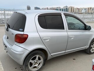 2002 Toyota Vitz I (P10), серый, 350000 рублей, вид 2