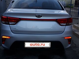 2018 Kia Rio IV, серебристый, 1710000 рублей, вид 4
