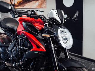 2021 MV Agusta Dragster 800, красный, 1400000 рублей, вид 4