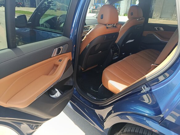 2020 BMW X5 40i IV (G05/G18), синий, 4750000 рублей - вид 18