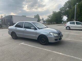 2005 Mitsubishi Lancer IX, серебристый, 450000 рублей, вид 4